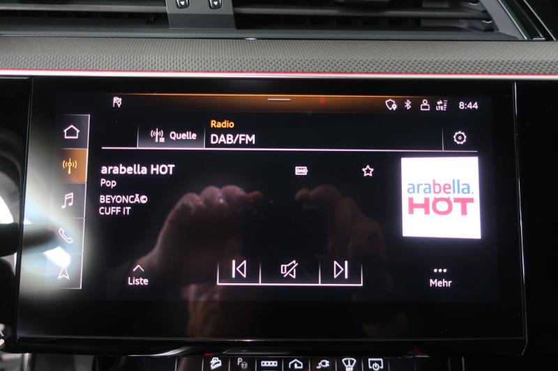 Audi Q8 55 e-tron quattro S line