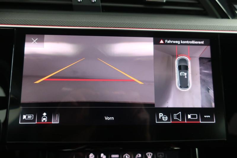 Audi Q8 55 e-tron quattro S line