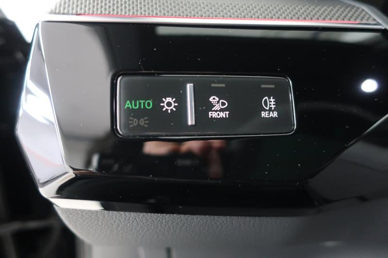 Audi Q8 55 e-tron quattro S line