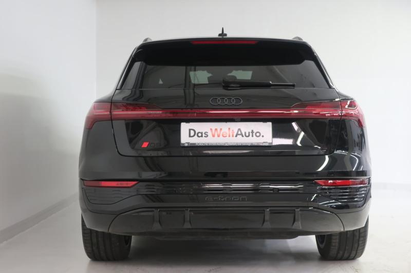 Audi Q8 55 e-tron quattro S line