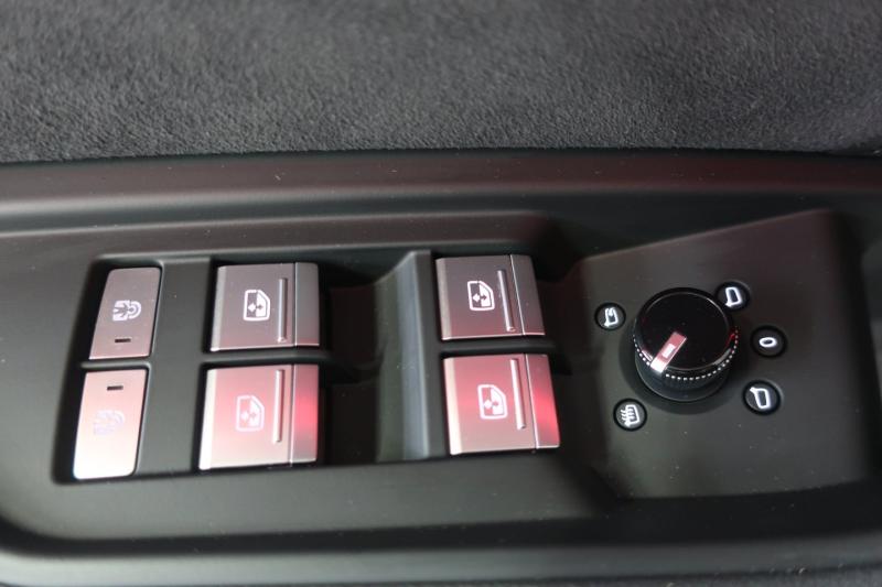 Audi Q8 55 e-tron quattro S line