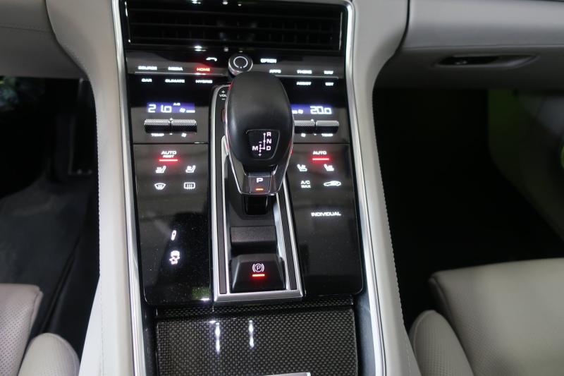 Porsche Panamera Turbo S E-Hybrid Executive