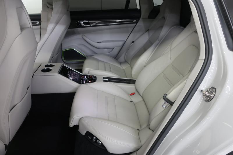 Porsche Panamera Turbo S E-Hybrid Executive