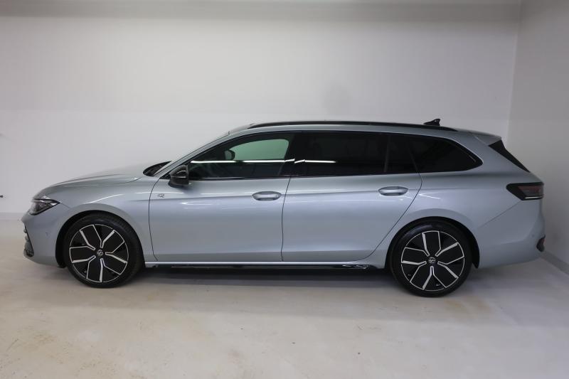 VW Passat Variant Sport TDI 4MOTION DSG