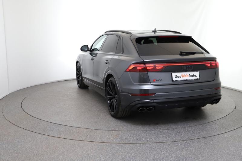 Audi SQ8 TFSI quattro