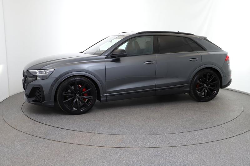 Audi SQ8 TFSI quattro