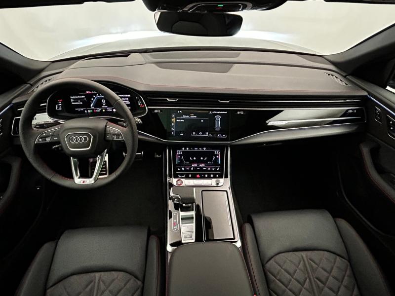 Audi SQ8 TFSI quattro