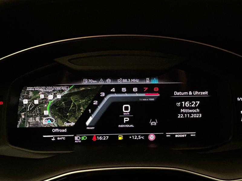 Audi SQ8 TFSI quattro