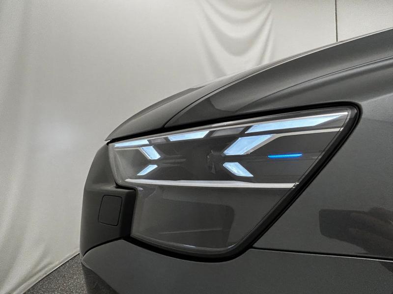 Audi SQ8 TFSI quattro