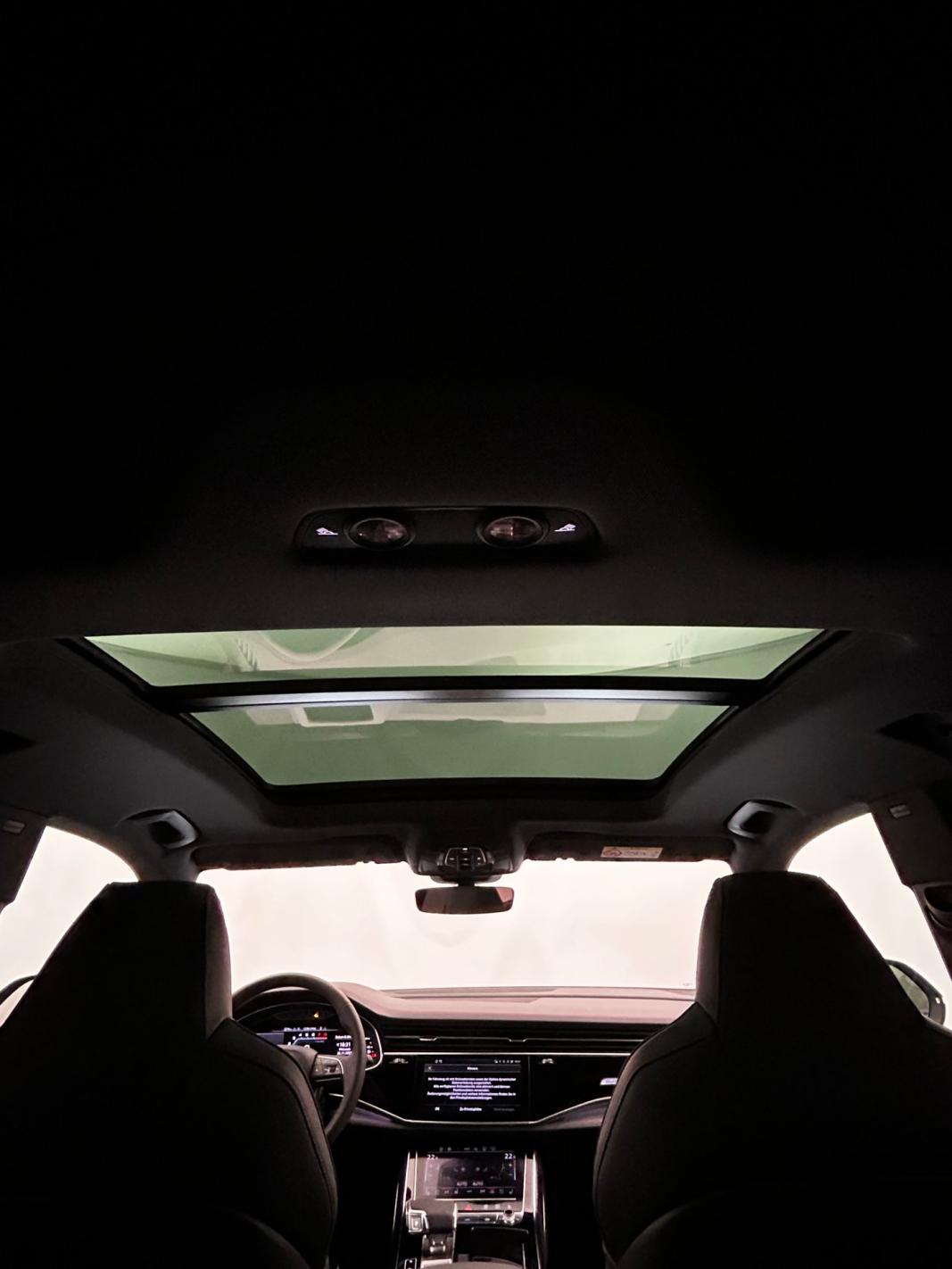 Audi SQ8 TFSI quattro