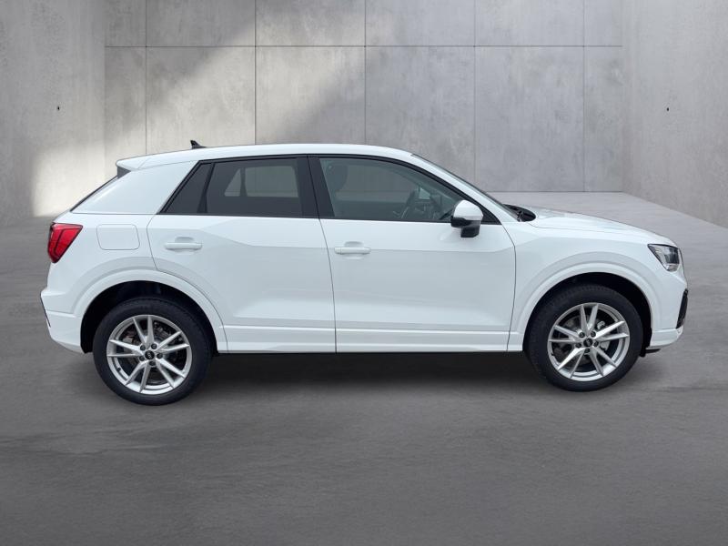 Audi Q2 30 TFSI admired