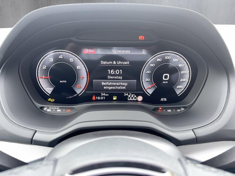 Audi Q2 30 TFSI admired