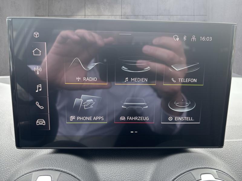 Audi Q2 30 TFSI admired