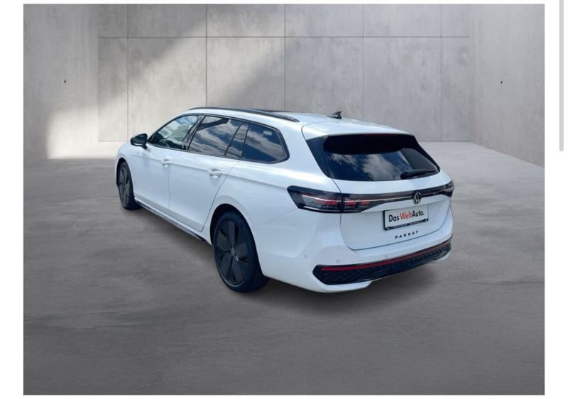 VW Passat Variant Sport TDI DSG