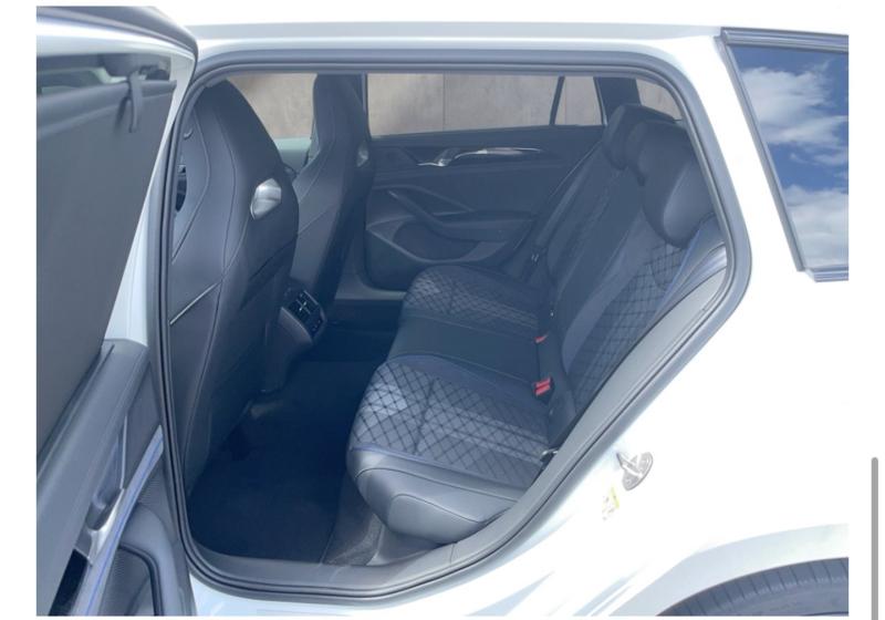 VW Passat Variant Sport TDI DSG