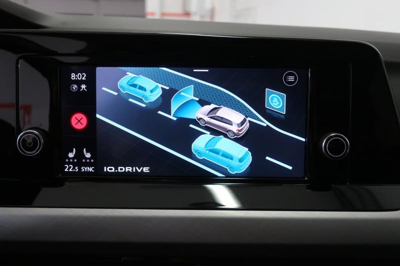 VW Golf Life TSI