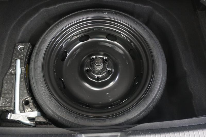 VW Golf Life TSI
