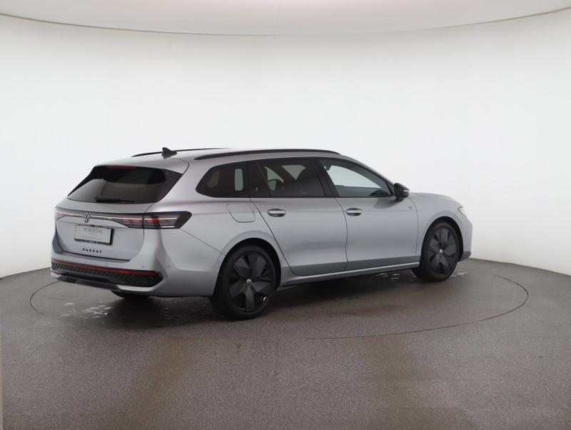 VW Passat Variant Sport TDI DSG