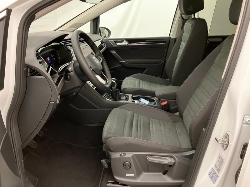 VW Touran R-Line TDI