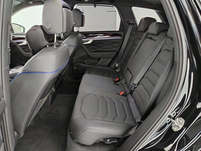 VW Touareg R eHybrid TSI 4MOTION