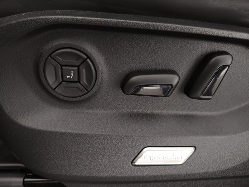 VW Touareg R eHybrid TSI 4MOTION