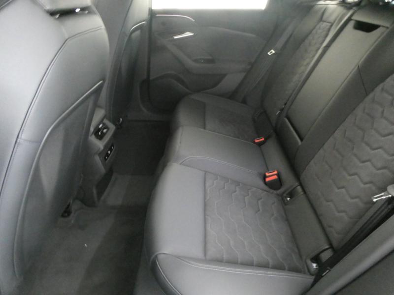 Audi A6 Avant e-tron quattro