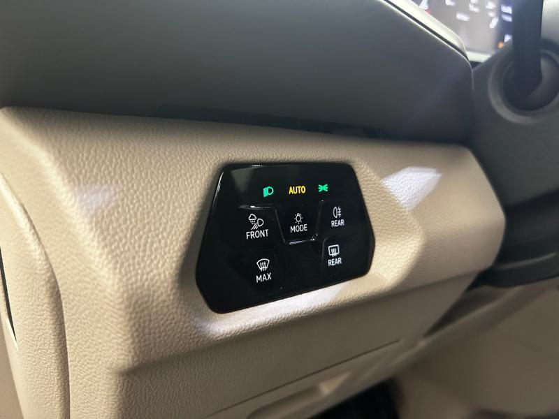 VW Multivan Business TDI