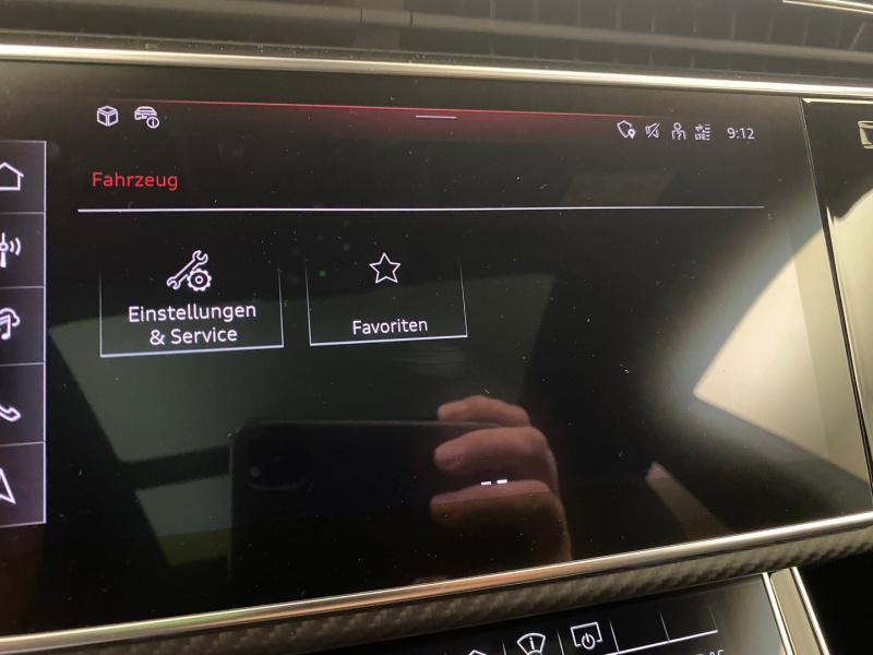 Audi SQ8 TFSI quattro