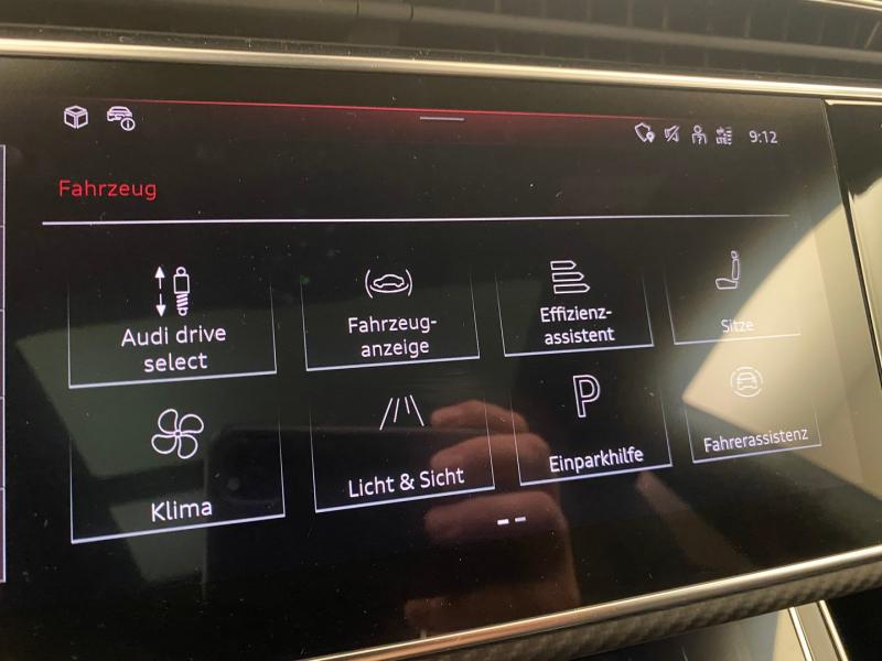 Audi SQ8 TFSI quattro