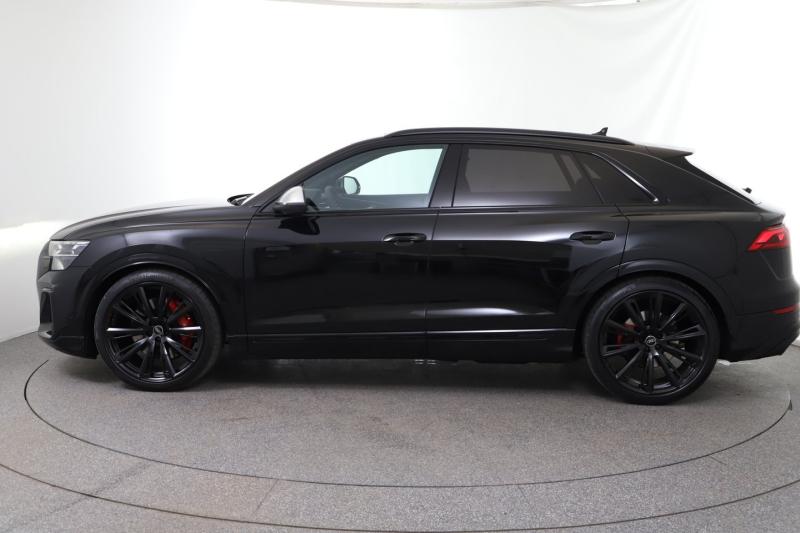 Audi SQ8 TFSI quattro