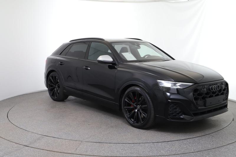 Audi SQ8 TFSI quattro