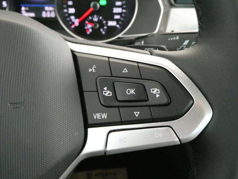 VW Passat Business TDI 4MOTION DSG