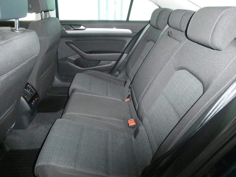 VW Passat Business TDI 4MOTION DSG