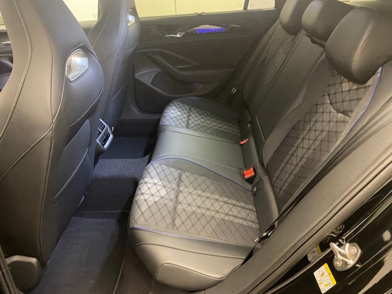 VW Passat Variant Sport TDI 4MOTION DSG