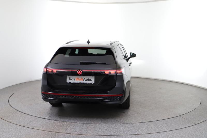 VW Passat Variant Sport TDI 4MOTION DSG