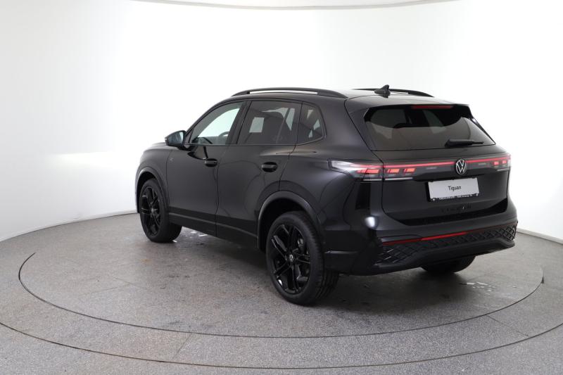 VW Tiguan R-Line TDI 4MOTION DSG