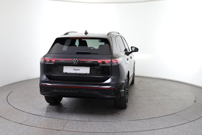VW Tiguan R-Line TDI 4MOTION DSG