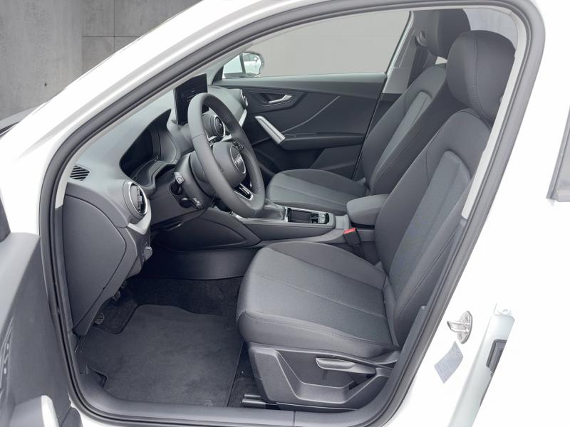 Audi Q2 30 TFSI admired