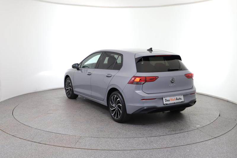 VW Golf Life TSI