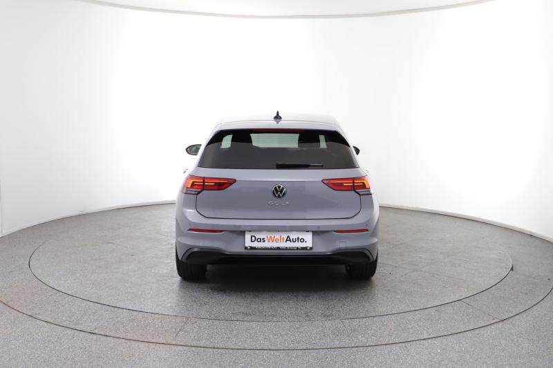 VW Golf Life TSI