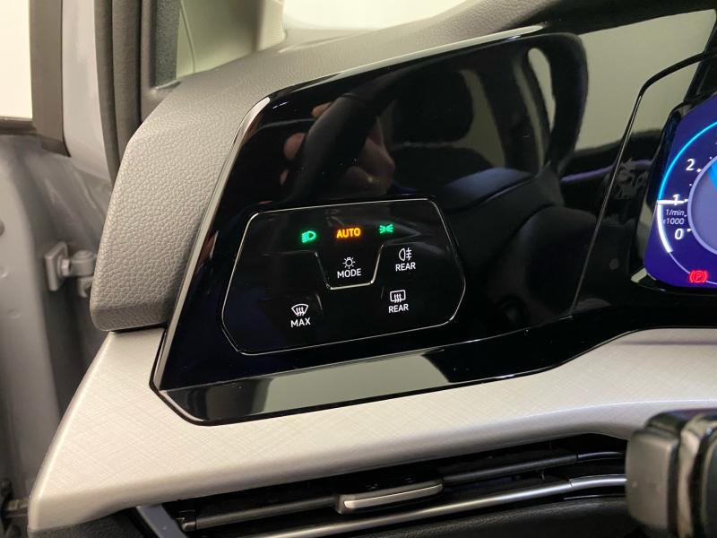 VW Golf Life TSI
