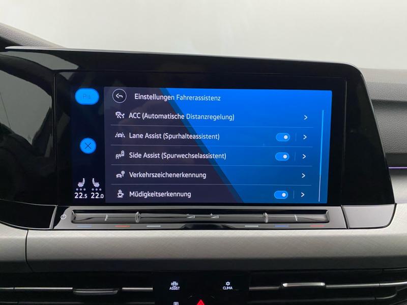 VW Golf Life TSI