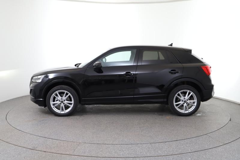 Audi Q2 30 TFSI admired