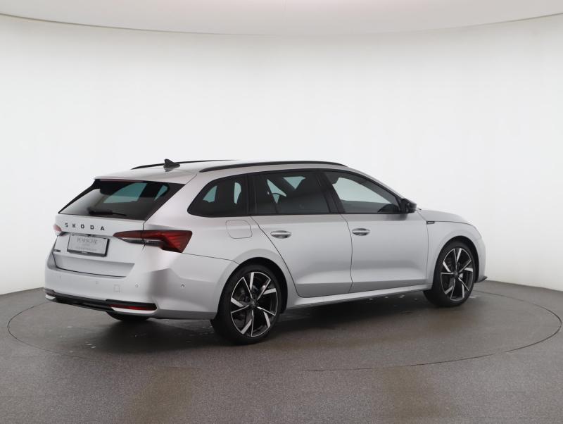 Škoda Octavia Combi Sportline TDI DSG