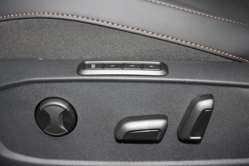CUPRA Leon SP Kombi VZ e-HYBRID 200/272