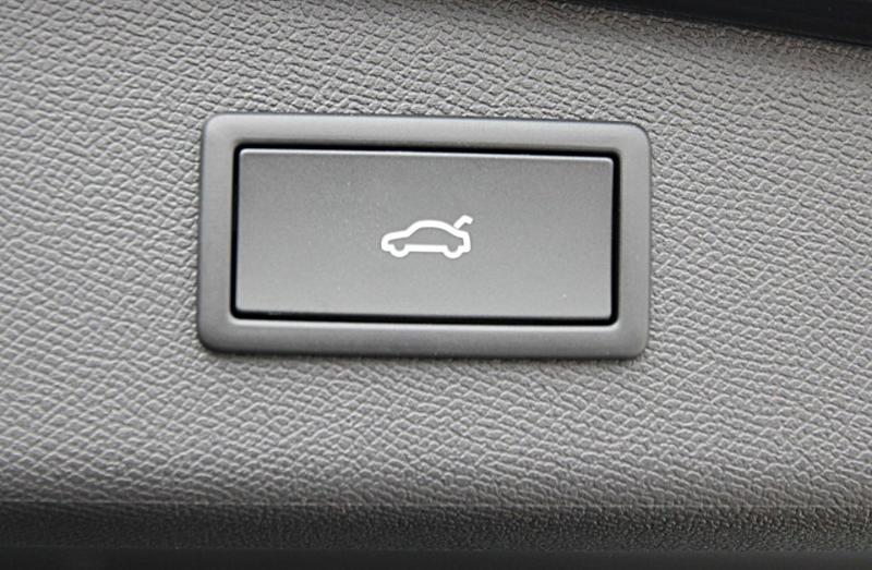 CUPRA Leon SP Kombi VZ e-HYBRID 200/272