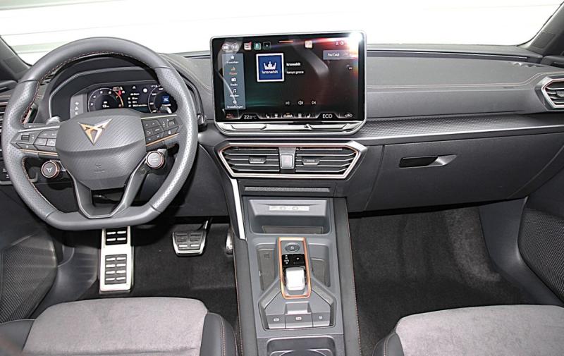 CUPRA Leon SP Kombi VZ e-HYBRID 200/272