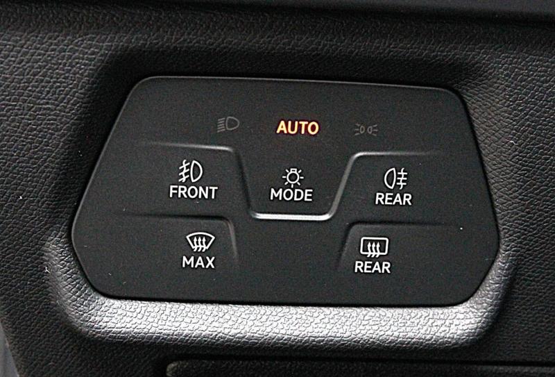 CUPRA Leon SP Kombi VZ e-HYBRID 200/272