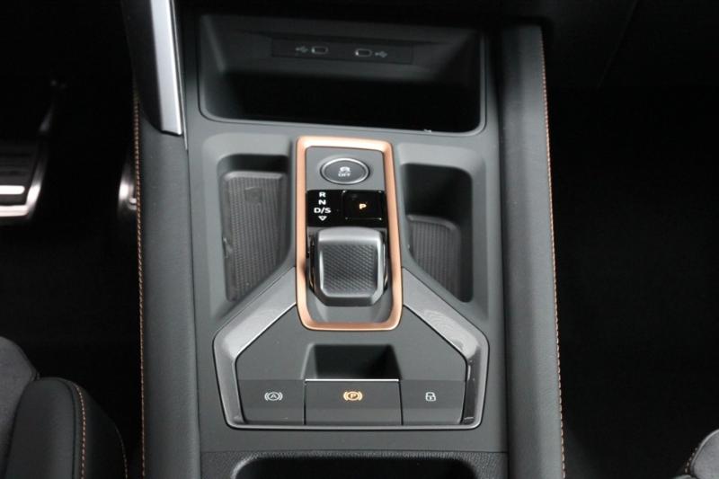 CUPRA Leon SP Kombi VZ e-HYBRID 200/272