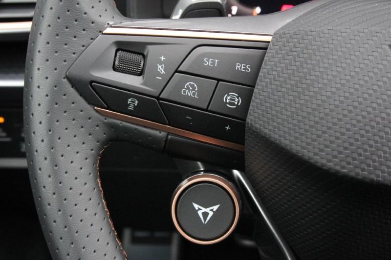 CUPRA Leon SP Kombi VZ e-HYBRID 200/272